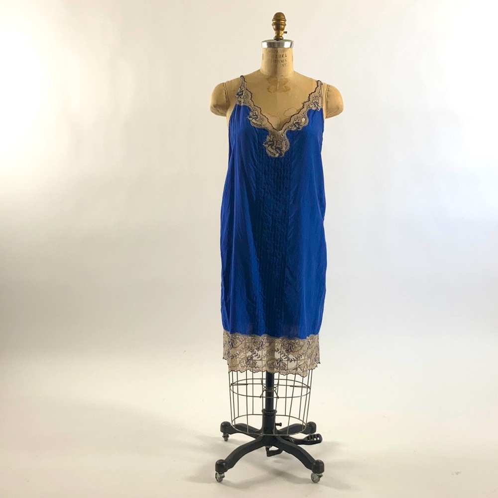 Vintage Slip Lounge wear